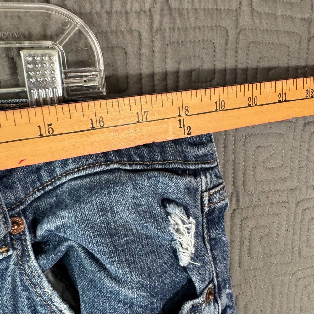Old Navy Jeans Women’s 18 Blue Boyfriend Distressed Midrise - Picture 4 of 10